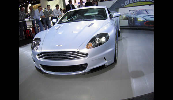 Aston Martin DBS 2007 front 